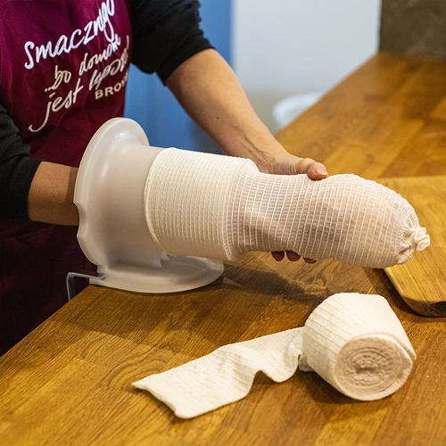 Бяла колбасарска мрежа с размери 12,5 см x 5 м, с топлоустойчивост до 220°C - 4