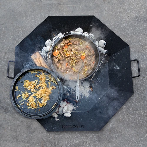 Чугунен висящ казан с тиган - 11