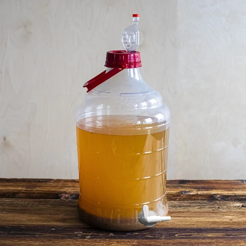 Дамаджана 10 л с дръжка и кранче - 16