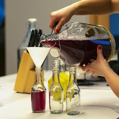 Дамаджана Dama 5 л с оплетка, с телена закопчалка - 3