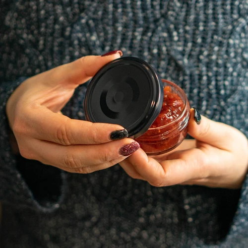 Капачка фи 66/4 черна - 10 бр. - 11