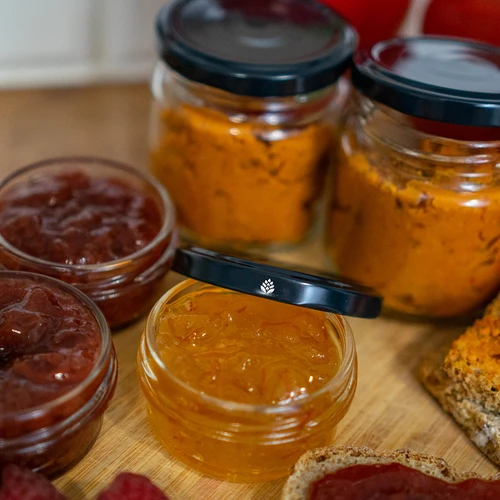 Капачка фи 66/4 черна - 10 бр. - 8