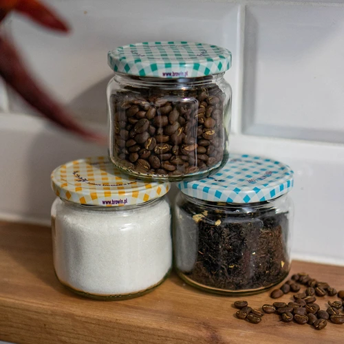 Капачка фи 82/6 на каре - 10 бр. - 11