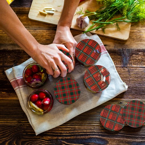 Капачки фи82/6 шотландско каре микс, 10 бр. - 7