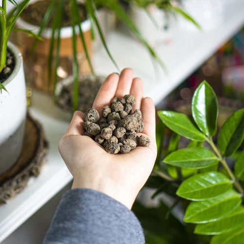 Керамзит за саксийни растения, градинарство и гори в стъкло 10–20 мм, 4 L - 13