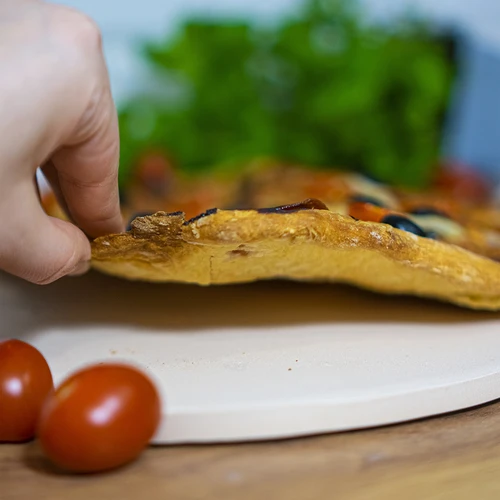 Кръгъл камък за пица, изработен от кордиерит, диаметър 33 см - 13