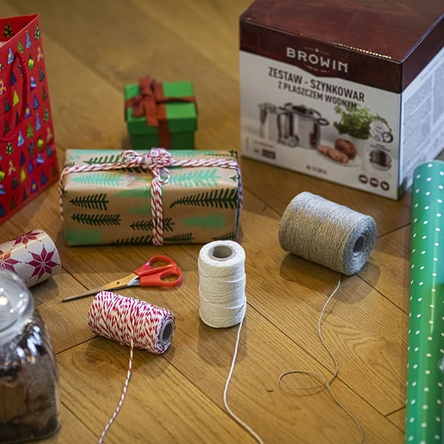 Памучни бели колбасарски конци (240°C) 55 м - 10