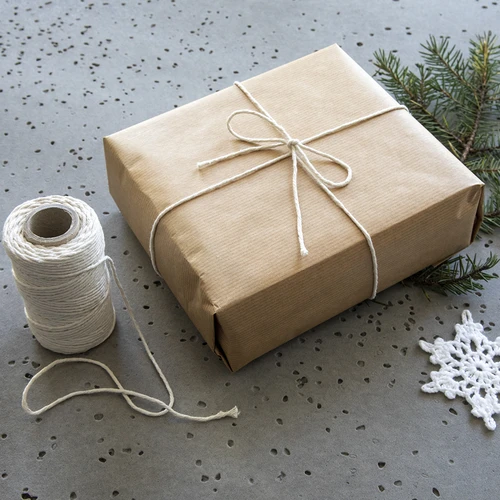 Памучни бели колбасарски конци (240°C) 55 м - 9