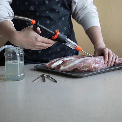 Полуавтоматичен колбасарски инжектор с комплект игли и маркуч - 11