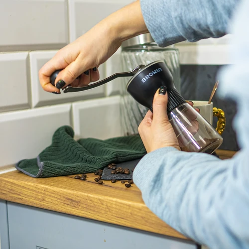 Ръчна кафемелачка с регулиране - 11