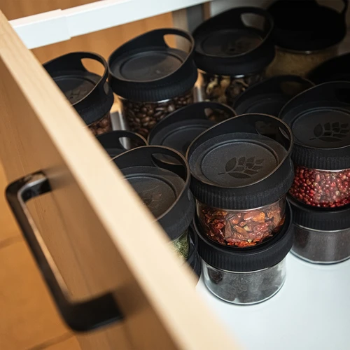 Стъклен контейнер 235 мл, с капачка за окачване - 8