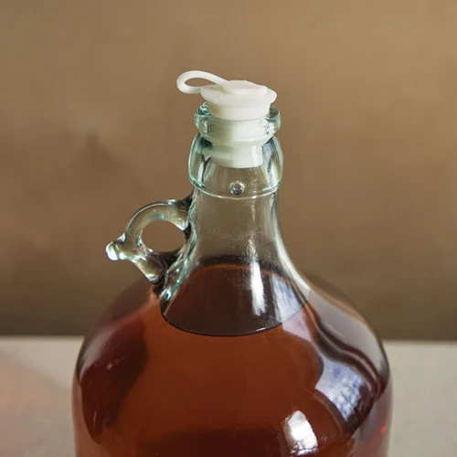 Тапа за дамаджана fi 28/32 mm със запушалка - 6