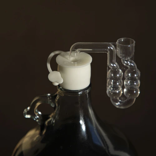 Тапа за дамаджана fi 37/41 мм със затваряне - 8