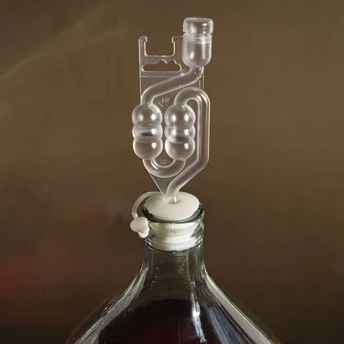 Тапа за дамаджана fi 40/43 mm със затваряща капачка - 7