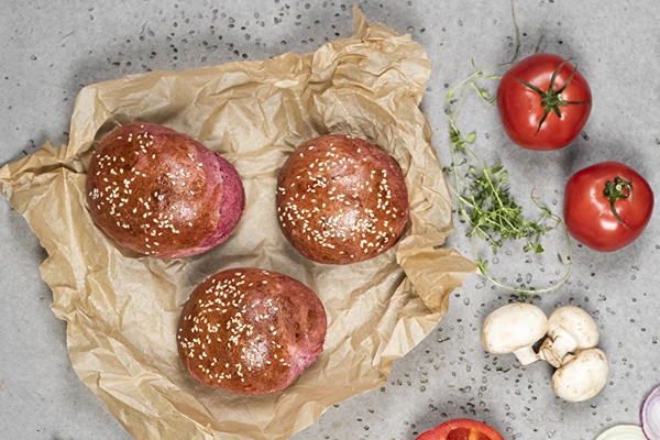 Червени хлебчета с добавка от цвекло