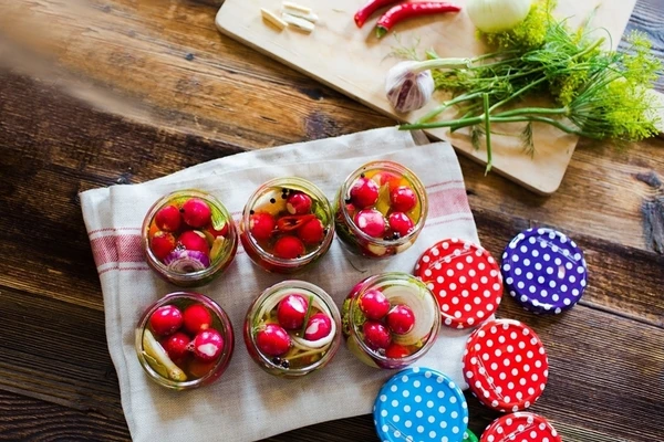 Кисели репички