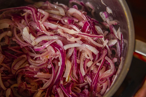 Конфитюр от червен лук