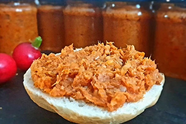 Паприкаш от скумрия