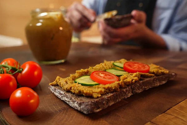 Веге пастет от леща и тиква в шунковар