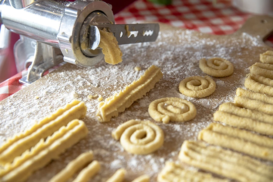 Browin Przepiśnik - Бисквити от машинка